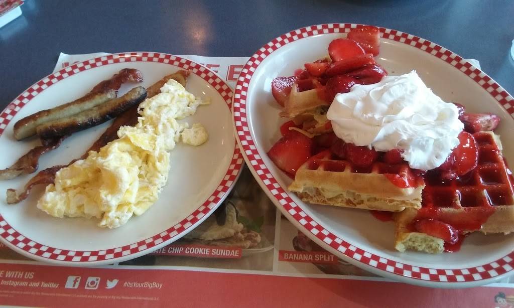 Big Boy | restaurant | 30460 John R Rd, Madison Heights, MI 48071, USA | 2485886600 OR +1 248-588-6600