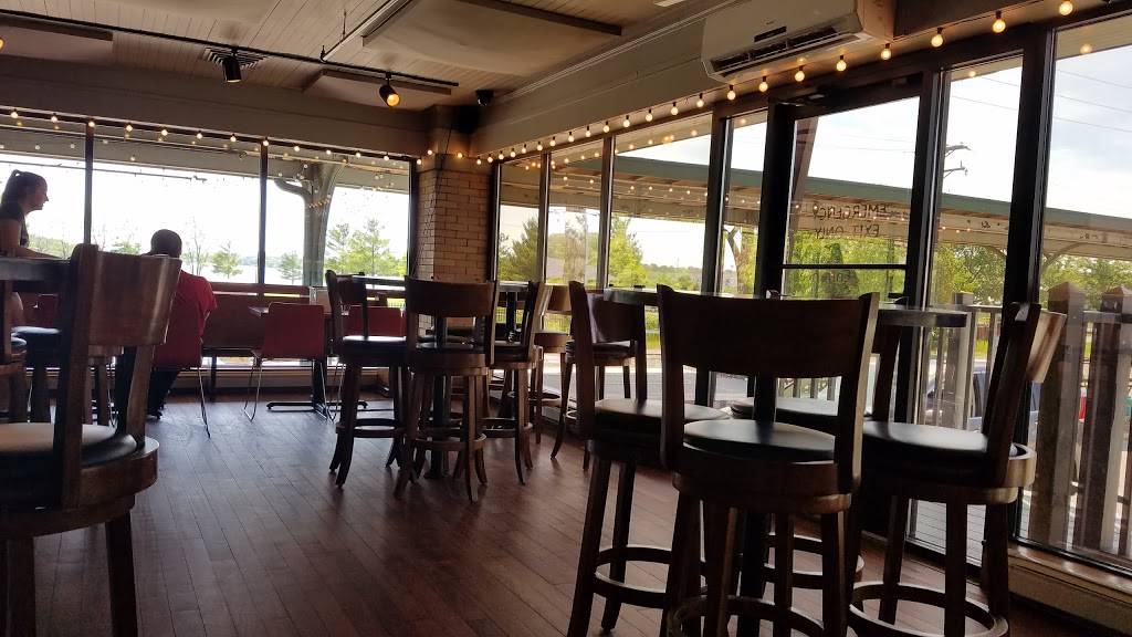 The Filling Station Microbrewery | restaurant | 642 Railroad Pl, Traverse City, MI 49686, USA | 2319468168 OR +1 231-946-8168