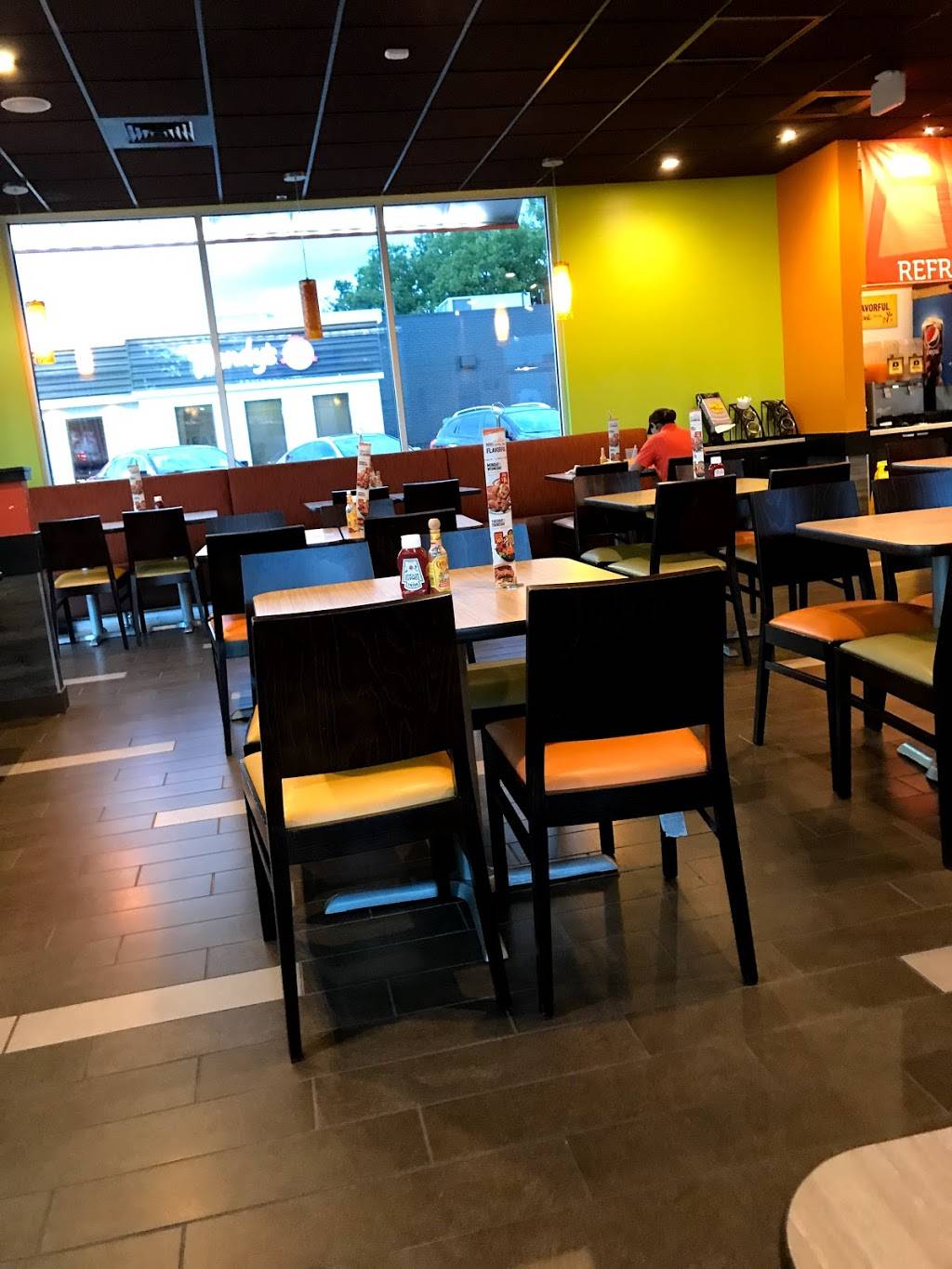 Pollo Campero | restaurant | 7754 W Bellfort Blvd, Houston, TX 77071, USA | 8329683301 OR +1 832-968-3301