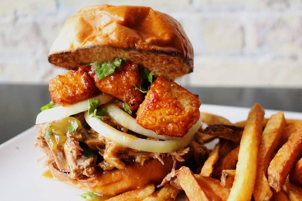 Petes Pub | restaurant | 1234 E Brady St, Milwaukee, WI 53202, USA | 4143127457 OR +1 414-312-7457