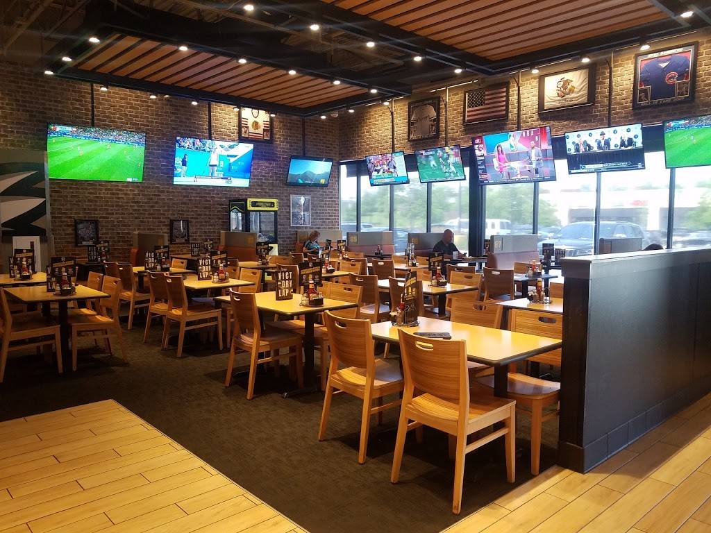 Buffalo Wild Wings | restaurant | 2650 N Narragansett Ave, Chicago, IL 60639, USA | 7736224392 OR +1 773-622-4392