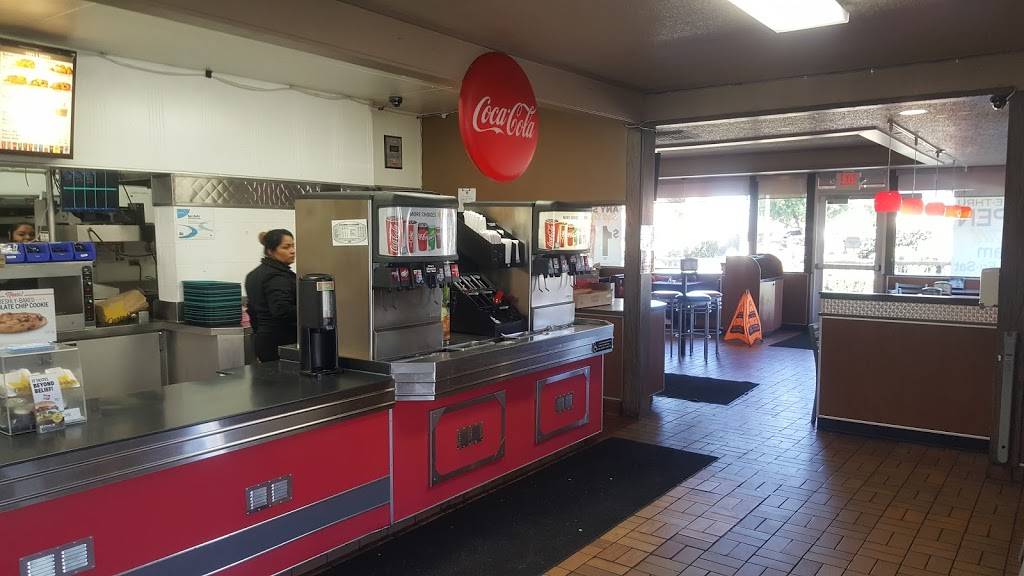 Carls Jr. | restaurant | 1400 Foothill Blvd, La Verne, CA 91750, USA | 9095962814 OR +1 909-596-2814