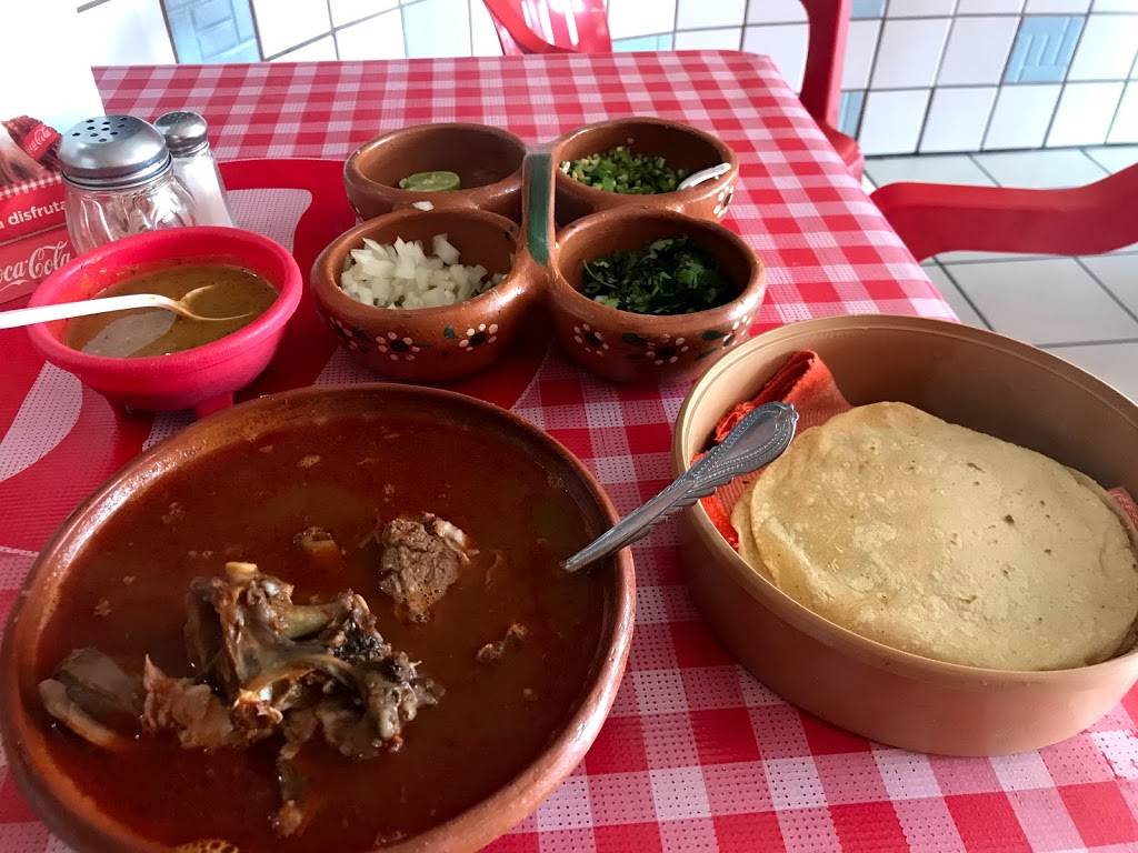 Birria de chivo Estilo Michoacan | restaurant | Av. Juárez 255, Primera, 21400 Tecate, B.C., Mexico | 016642295910 OR +52 664 229 5910