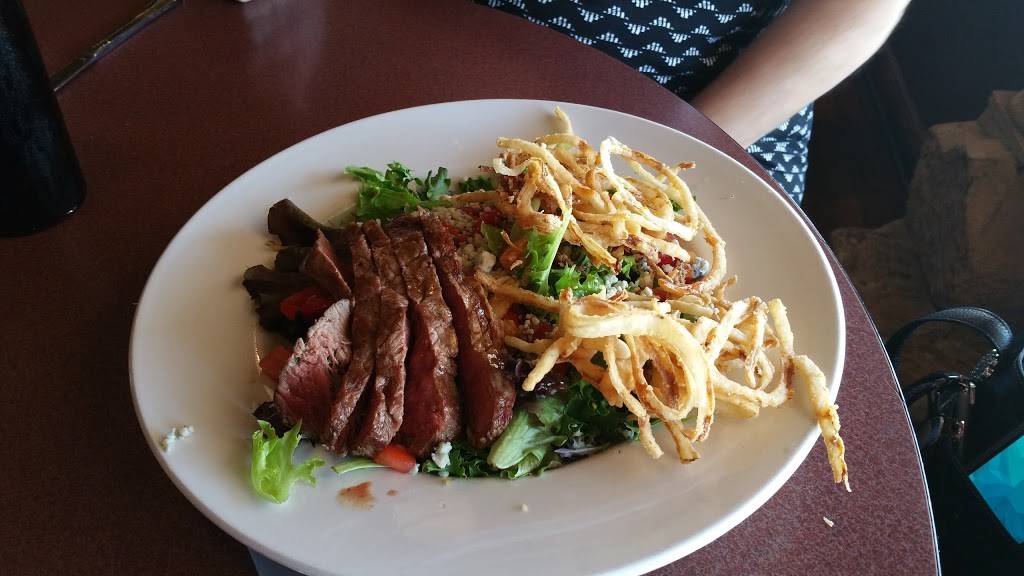 Mikes Bar & Grille | restaurant | 130 Front St, Berea, OH 44017, USA | 4402342300 OR +1 440-234-2300