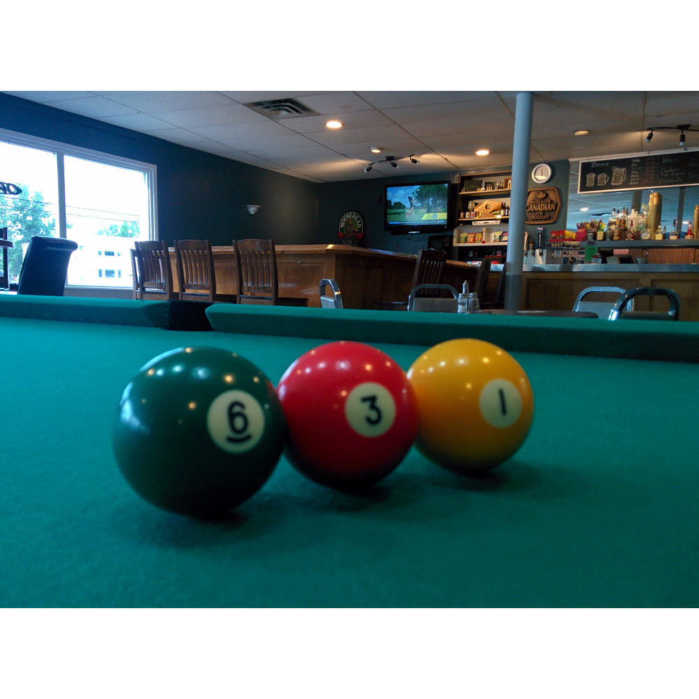 Matts Place - Legion 631 | restaurant | 4034 Bath Rd, Kingston, ON K7M 4Y4, Canada | 6133896605 OR +1 613-389-6605