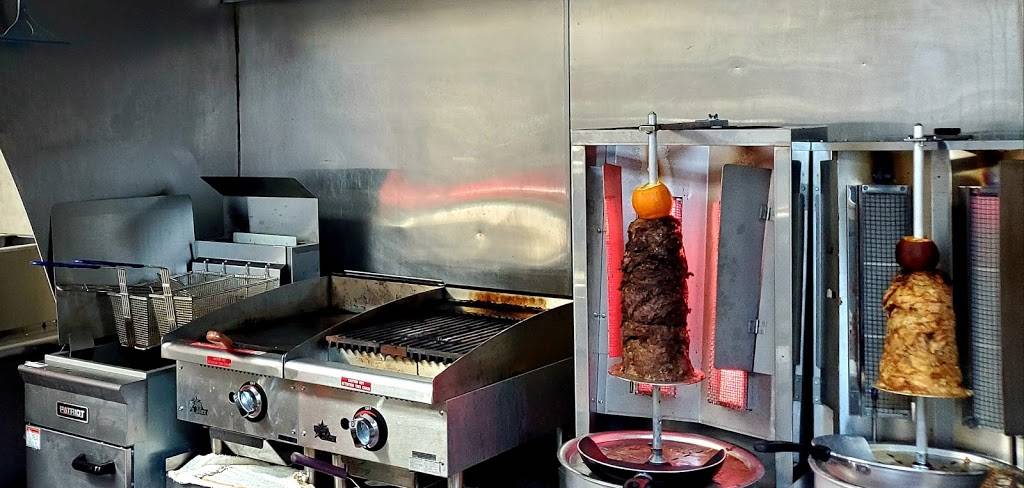 Hollywood Mediterranean Cuisine | restaurant | 17810 E Thirteen Mile Rd, Roseville, MI 48066, USA | 5862855260 OR +1 586-285-5260