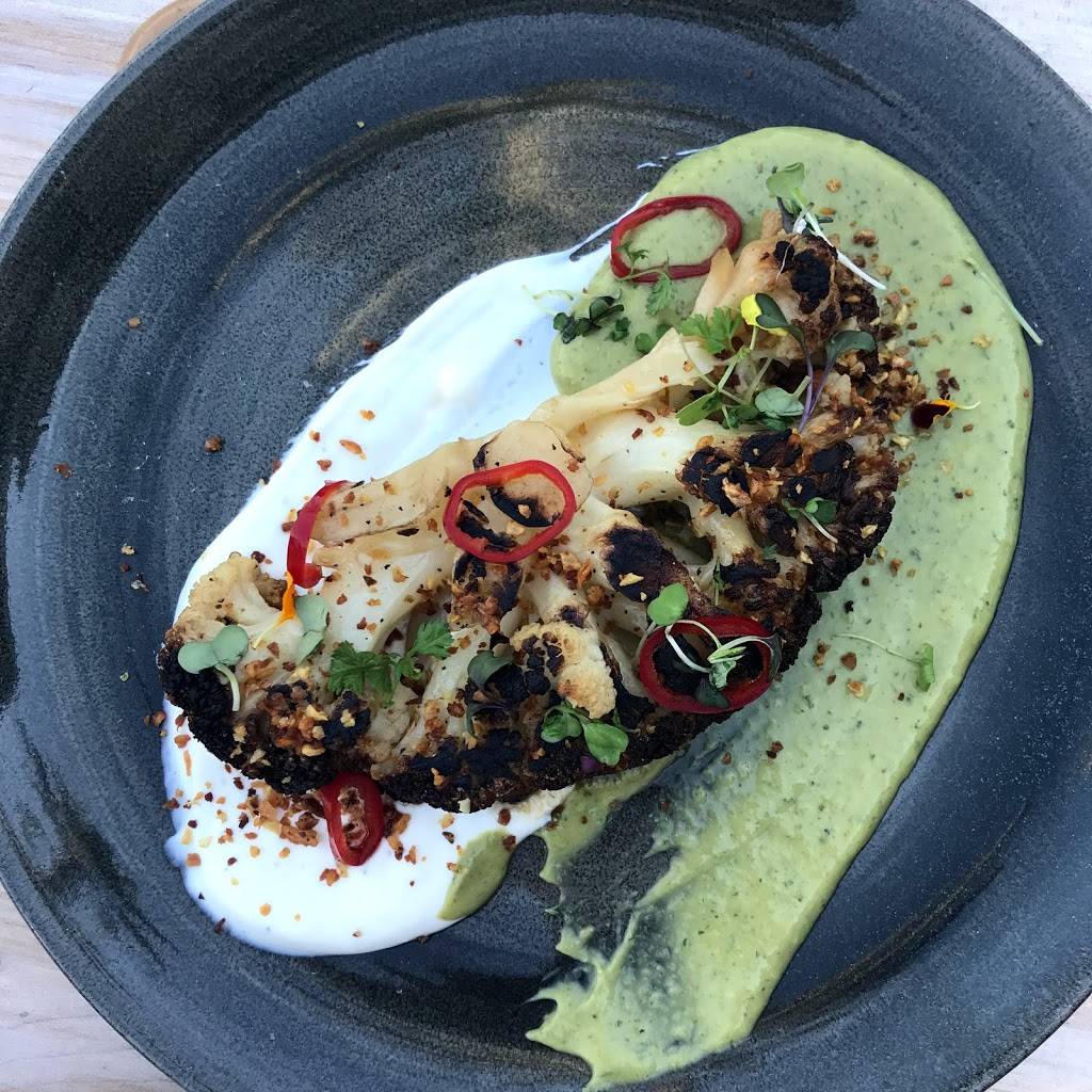 Alto Mare Fish Bar | restaurant | 300 Beach Dr NE #124, St. Petersburg, FL 33701, USA | 7278733427 OR +1 727-873-3427