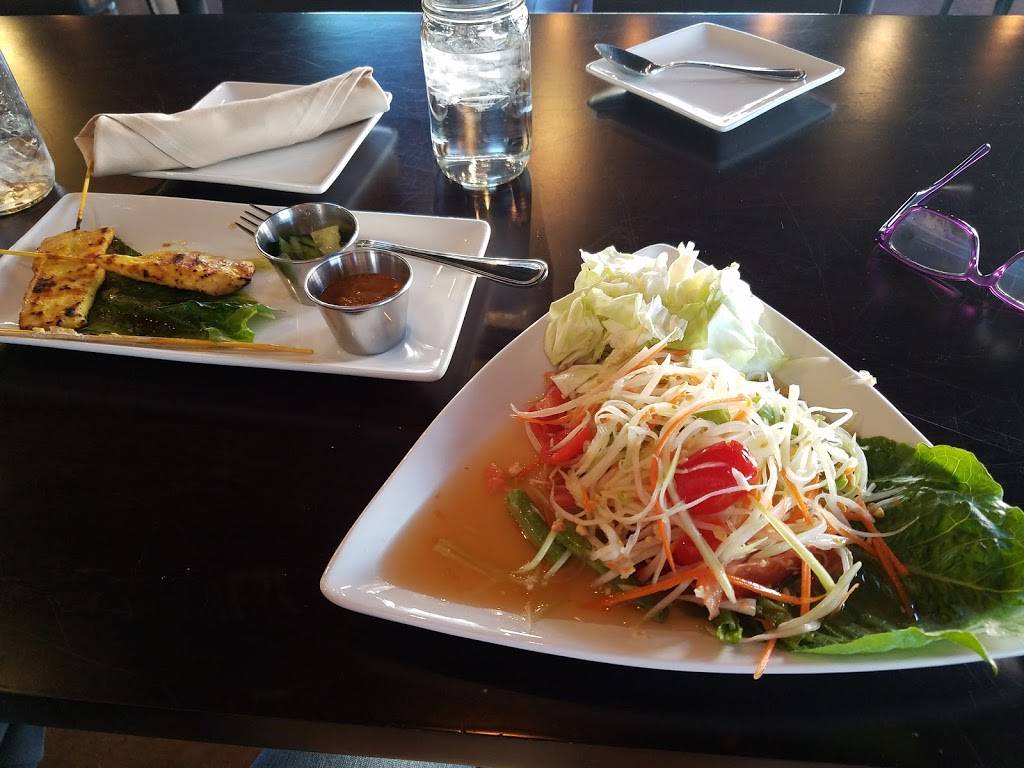 Fusion Taps | restaurant | 194 Blue Ravine Rd #120, Folsom, CA 95630, USA | 9167908324 OR +1 916-790-8324