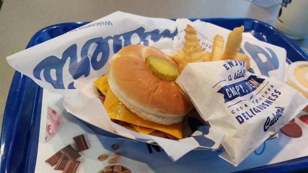 Culvers | restaurant | 3355 S Martin Luther King Dr, Chicago, IL 60616, USA | 3128081100 OR +1 312-808-1100