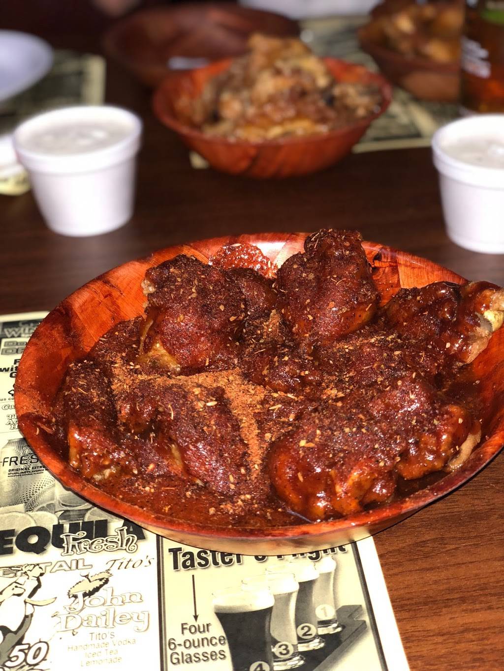 Wingz Sports Grill | restaurant | 1061 Pearl Rd, Brunswick, OH 44212, USA | 3302209464 OR +1 330-220-9464