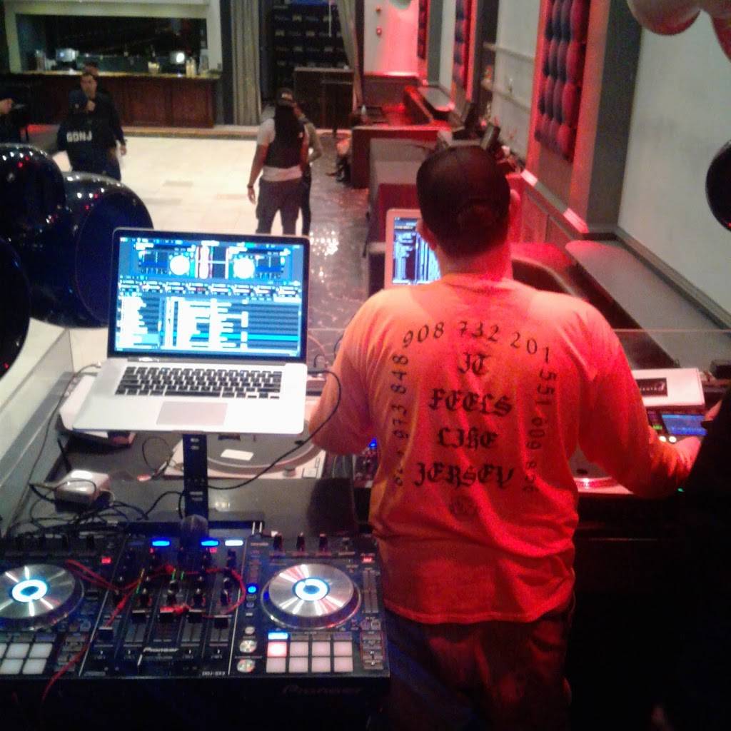 Mister East | night club | 2401 N Wood Ave, Roselle, NJ 07203, USA | 9082418396 OR +1 908-241-8396