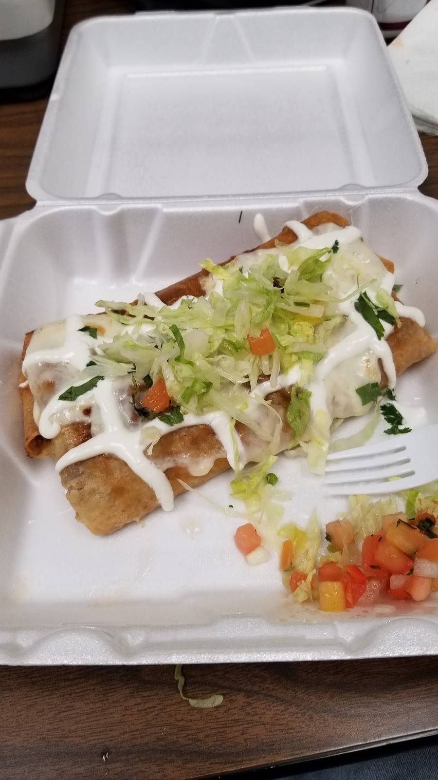 La Esmeralda Mexican Restaurant | restaurant | 108 N Franklin Ave, Polo, IL 61064, USA | 8159461010 OR +1 815-946-1010