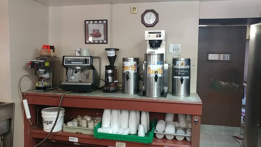 Harborside Grill | restaurant | 4103 Causeway Blvd, Tampa, FL 33619, USA | 8132474565 OR +1 813-247-4565