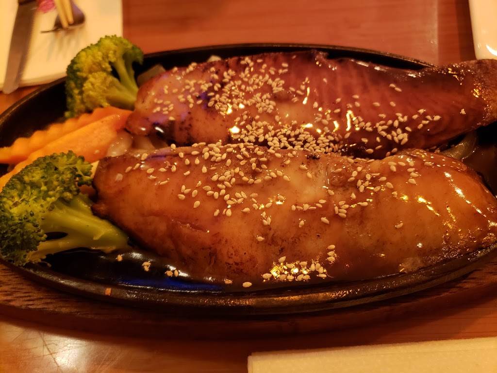 Osaka | restaurant | 2524 Broadway, Astoria, NY 11106, USA | 7187772662 OR +1 718-777-2662