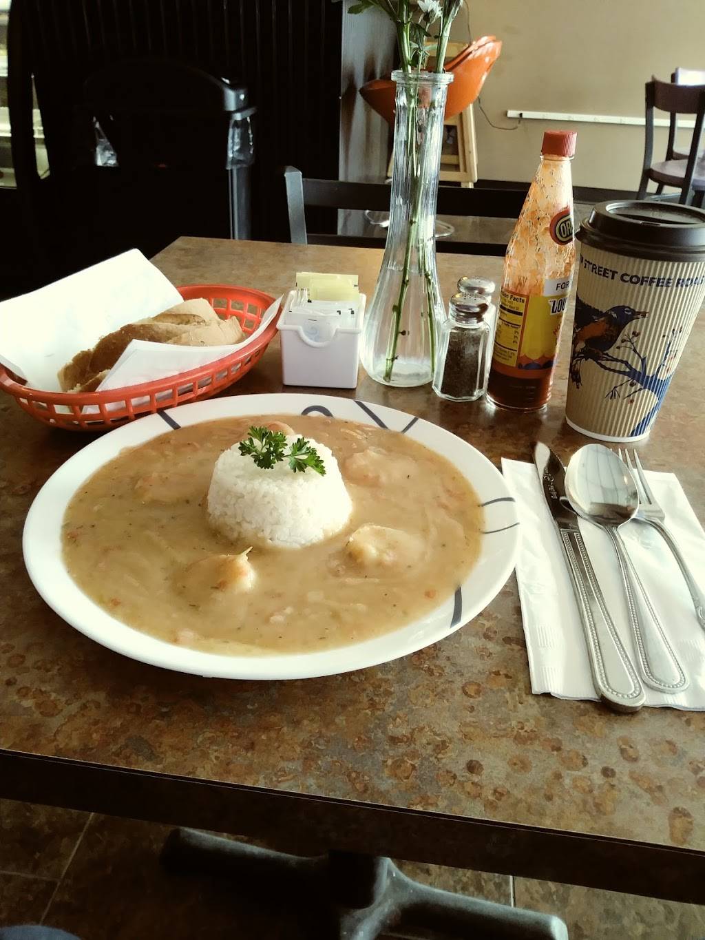 Elkes | restaurant | 130 E Water St, Constantine, MI 49042, USA | 2694351033 OR +1 269-435-1033