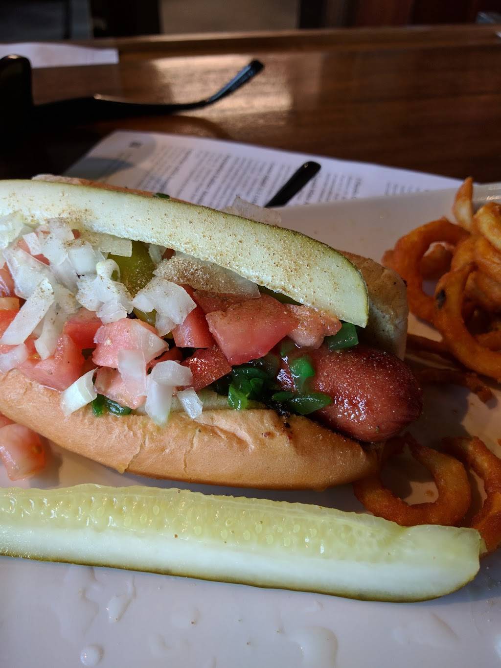 Lassens Tap | restaurant | 2131 183rd St, Homewood, IL 60430, USA | 7089572220 OR +1 708-957-2220