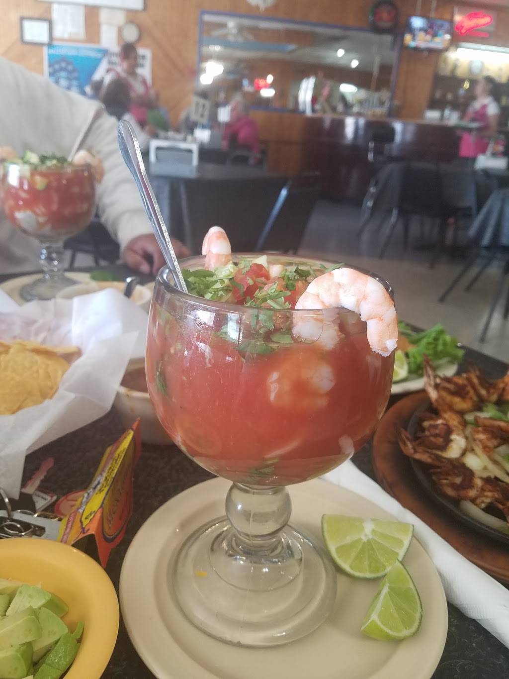 7 Mares | restaurant | 3317 W Walnut St, Garland, TX 75042, USA | 2147039949 OR +1 214-703-9949