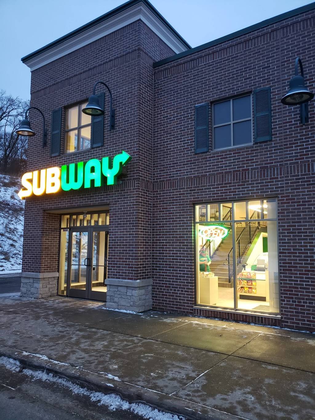 Subway Restaurants | restaurant | 4689 Keystone Crossing, Eau Claire, WI 54701, USA | 7155142593 OR +1 715-514-2593