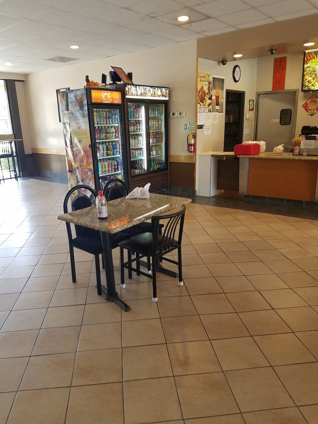 Fresh Wok | restaurant | 3980 University Ave, Riverside, CA 92501, USA | 9516830041 OR +1 951-683-0041