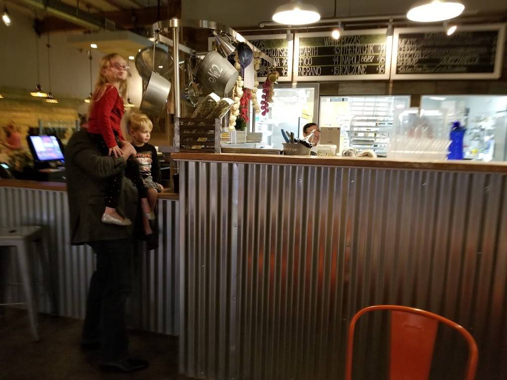 Casa Mia | restaurant | 11485 N 136th St #107, Scottsdale, AZ 85259, USA | 4803140365 OR +1 480-314-0365