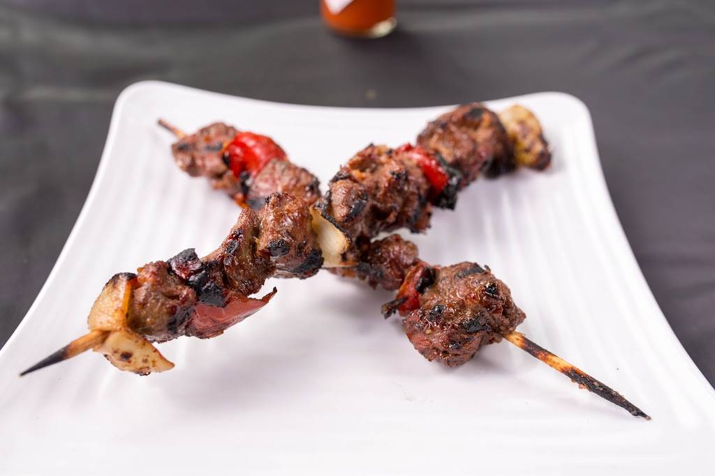 Grill Em Steak House & Sports Bar | restaurant | 2509 S Bascom Ave, Campbell, CA 95008, USA | 4083718729 OR +1 408-371-8729