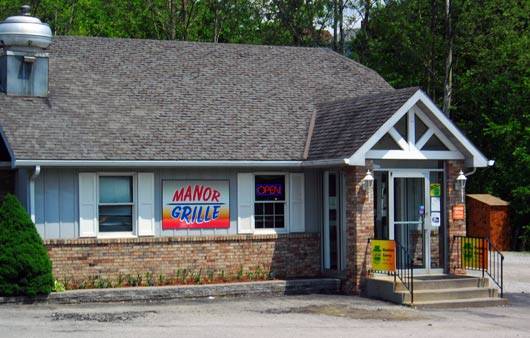 Manor Grille | restaurant | 100 Manor Harrison City Rd, Manor, PA 15665, USA | 7248613404 OR +1 724-861-3404