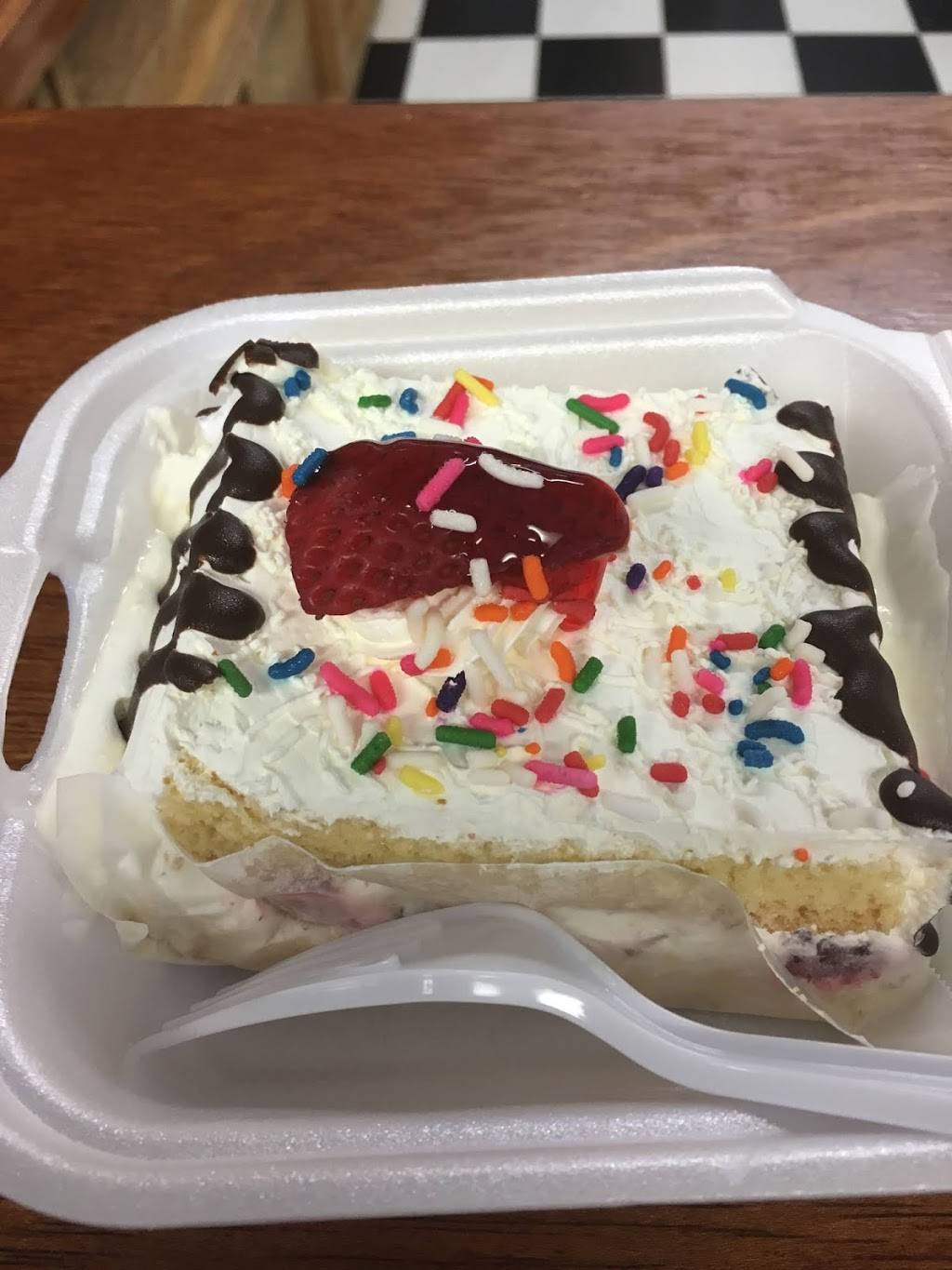 Fresh And Natural Mexican Eatery | restaurant | 1680 W 11th Ave, Eugene, OR 97402, USA | 5413459999 OR +1 541-345-9999