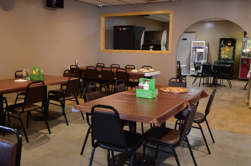 Ethels Pub & Grill | restaurant | 300 N Main St, Brillion, WI 54110, USA | 9205242169 OR +1 920-524-2169