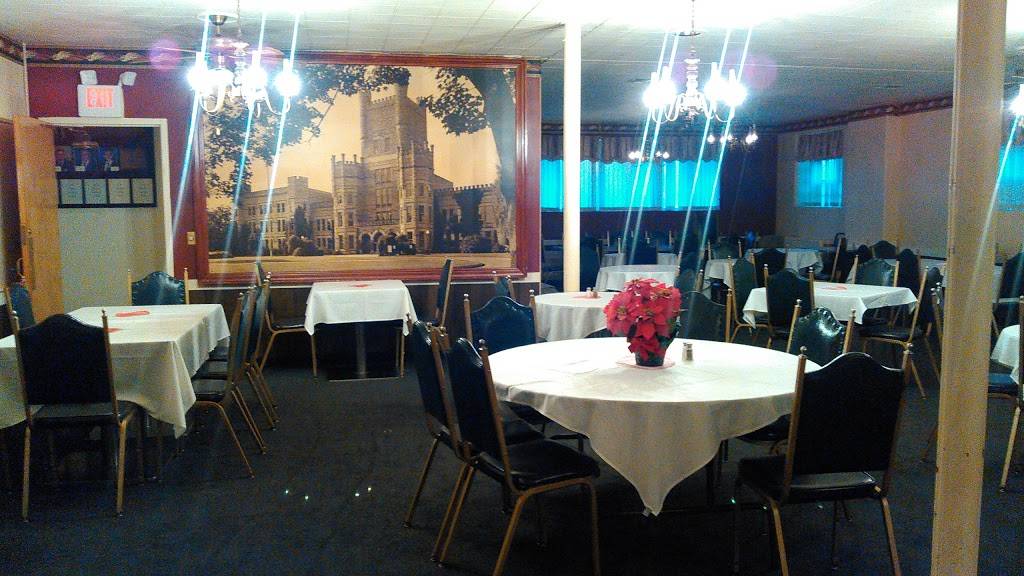 Elks Lodge #623 | restaurant | 720 6th St, Charleston, IL 61920, USA | 2173452646 OR +1 217-345-2646