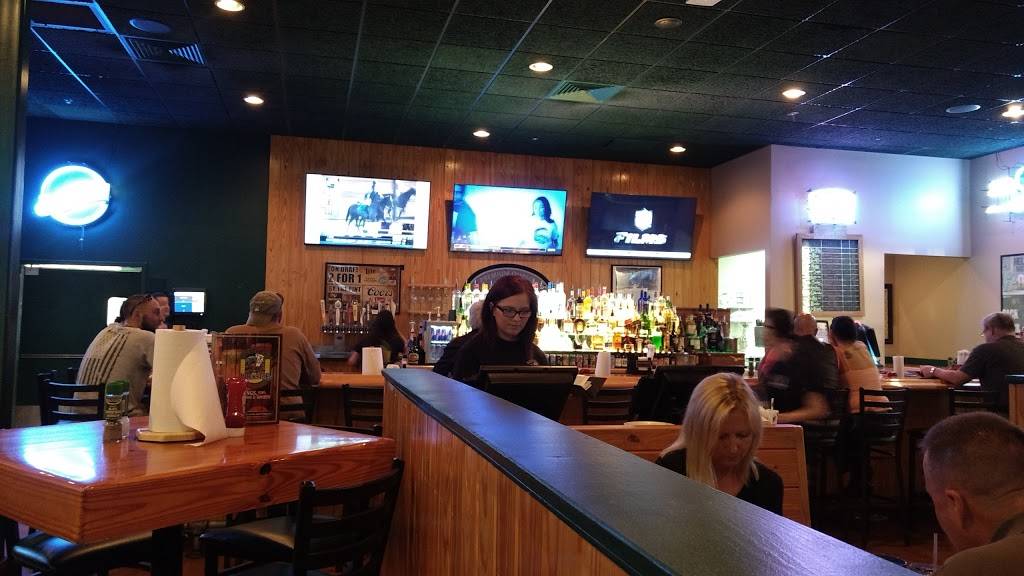 Gators Dockside Ocala | restaurant | 3920 SW 42nd St #101, Ocala, FL 34474, USA | 3524332441 OR +1 352-433-2441