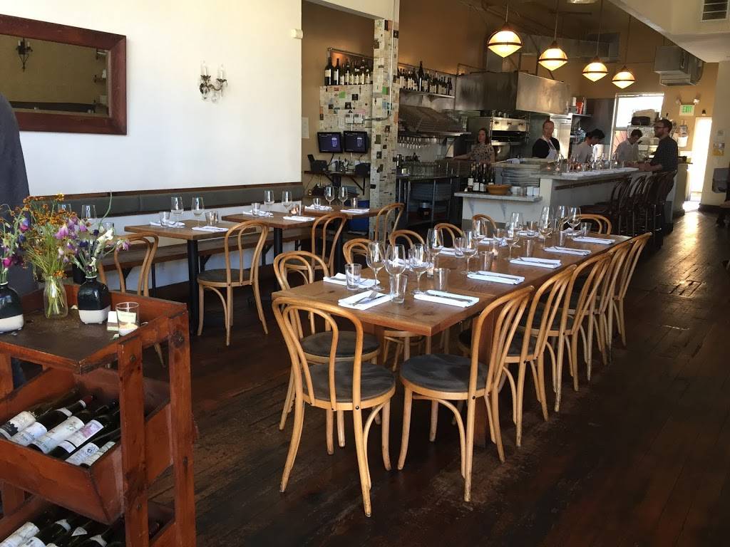 Heirloom Café | restaurant | 2500 Folsom St, San Francisco, CA 94110, USA | 4158212500 OR +1 415-821-2500