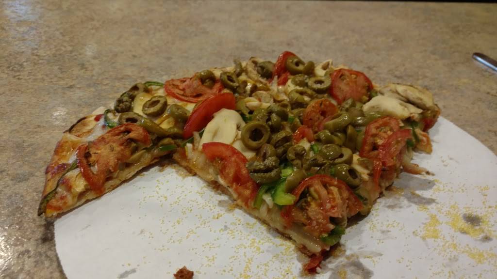 Pizza Cottage | restaurant | 3938 Pond View Drive, Zanesville, OH 43701, USA | 7404556000 OR +1 740-455-6000