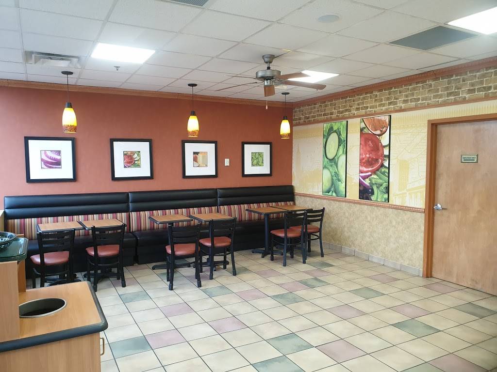 Subway Restaurants | restaurant | 400 Red Brook Blvd #001, Owings Mills, MD 21117, USA | 4103633581 OR +1 410-363-3581