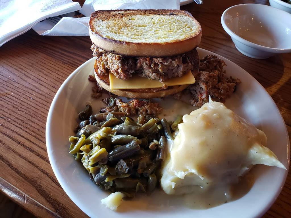 Cracker Barrel Old Country Store | restaurant | 40 Cassady Ave, Danville, KY 40422, USA | 8599367792 OR +1 859-936-7792