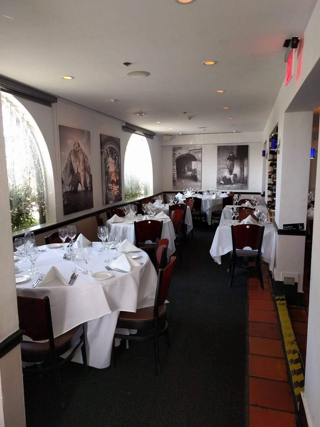 Tuttabella Trattoria | restaurant | 754 White Plains Rd, Scarsdale, NY 10583, USA | 9147250566 OR +1 914-725-0566