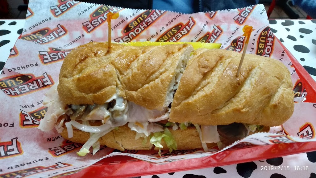 Firehouse Subs Airport | restaurant | 3694 Airport Blvd, Mobile, AL 36608, USA | 2513422352 OR +1 251-342-2352