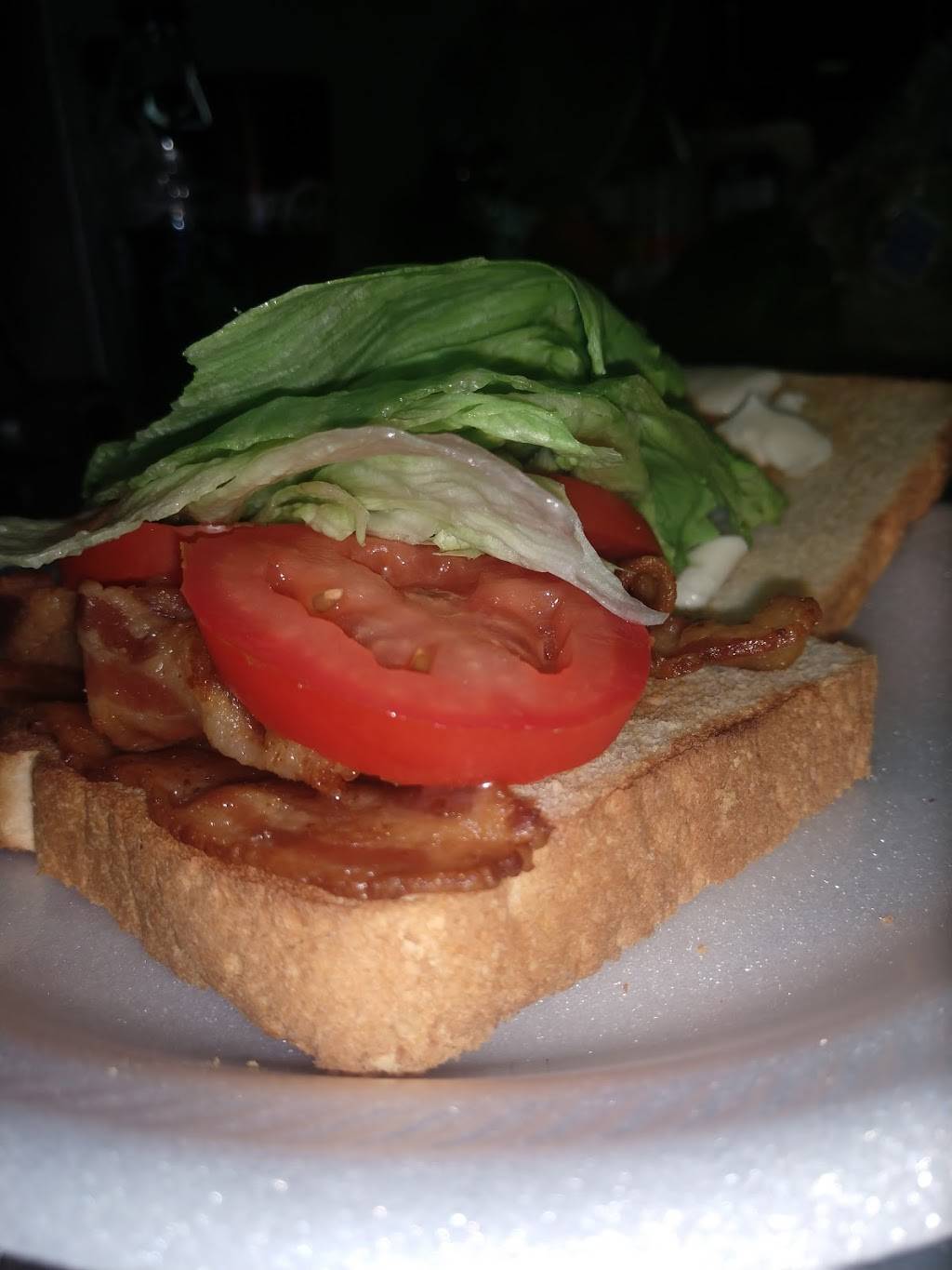 La Paloma | restaurant | 308 Red Boiling Springs Rd, Lafayette, TN 37083, USA | 6156662315 OR +1 615-666-2315