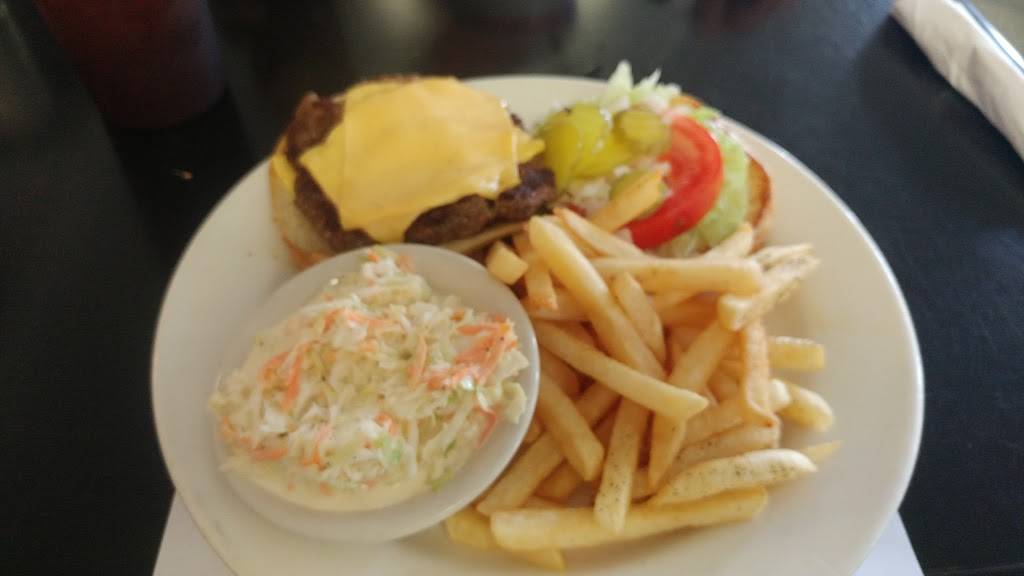 Marys Miracle Restaurant | restaurant | 10203 US-92, Tampa, FL 33610, USA | 8136219300 OR +1 813-621-9300