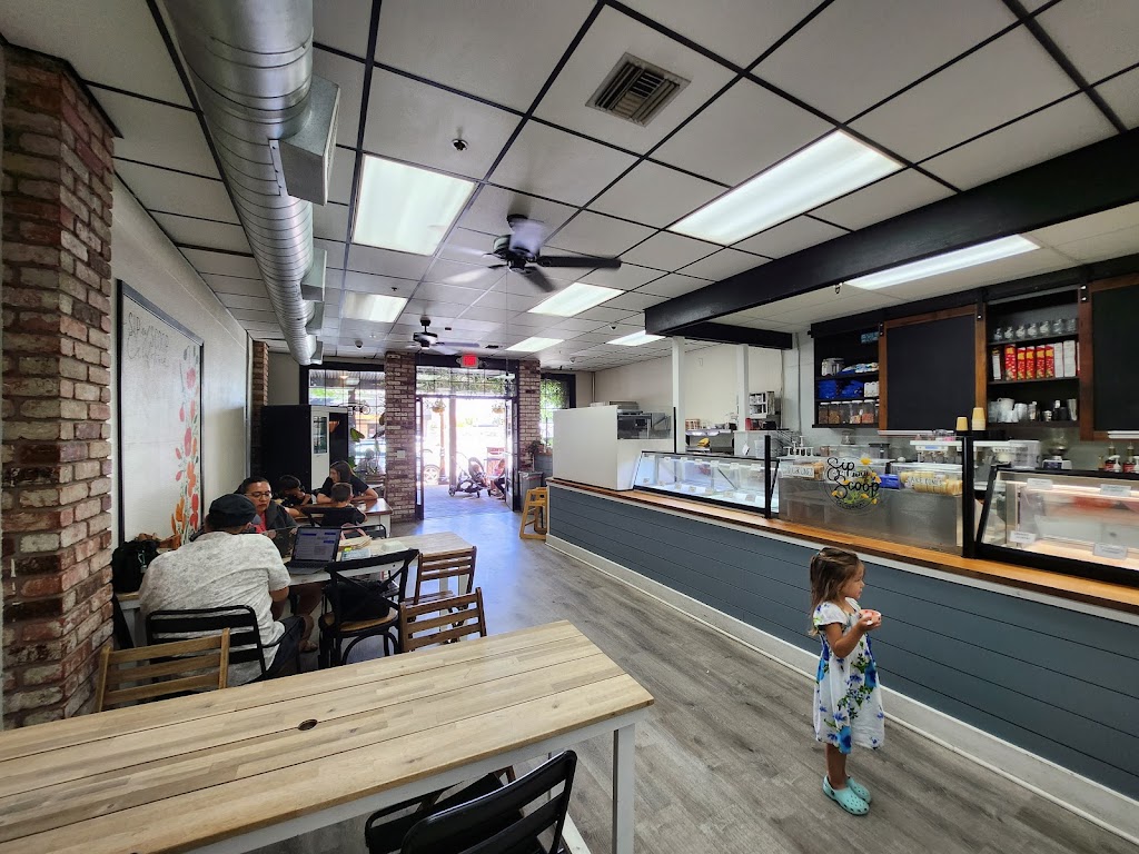 Sip And Scoop California | cafe | 234 Oak St B, Brentwood, CA 94513, USA | 9256847710 OR +1 925-684-7710