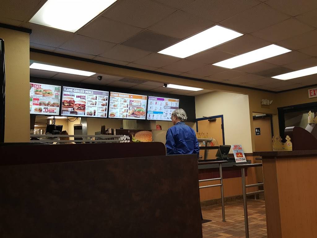 Burger King | restaurant | 3690 Main St, Hilliard, OH 43026, USA | 6147719343 OR +1 614-771-9343