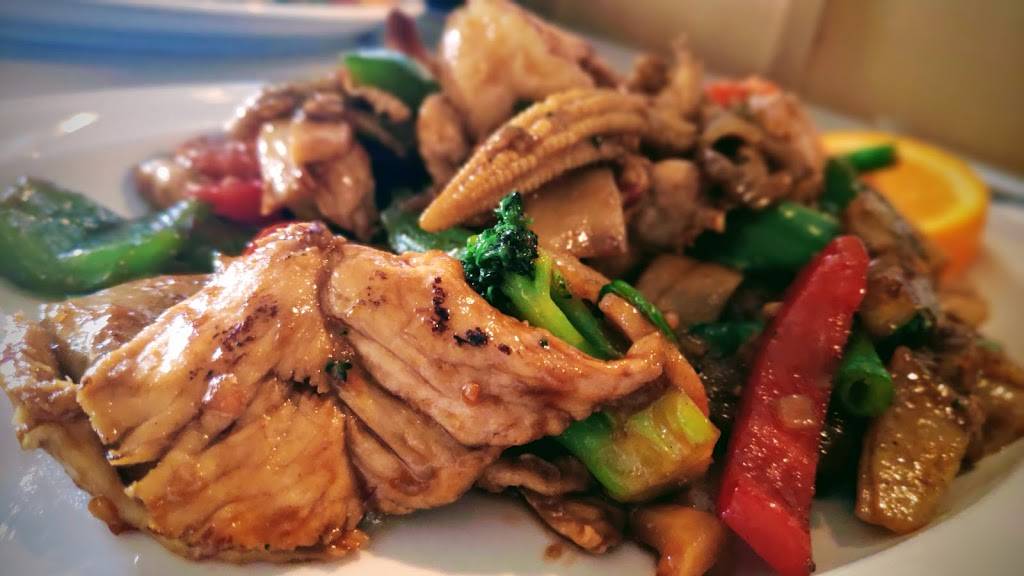 Sushi Thai Garden | restaurant | 44 Phila St, Saratoga Springs, NY 12866, USA | 5185800900 OR +1 518-580-0900