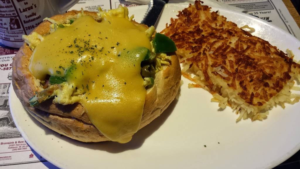 LaRues Family Restaurant | restaurant | 6375 Stadium Dr, Kalamazoo, MI 49009, USA | 2693757113 OR +1 269-375-7113