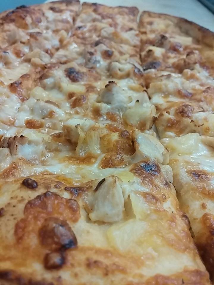 Loven Oven South Pizzeria | meal delivery | 1000 E Commercial Ave, Lowell, IN 46356, USA | 2196966828 OR +1 219-696-6828