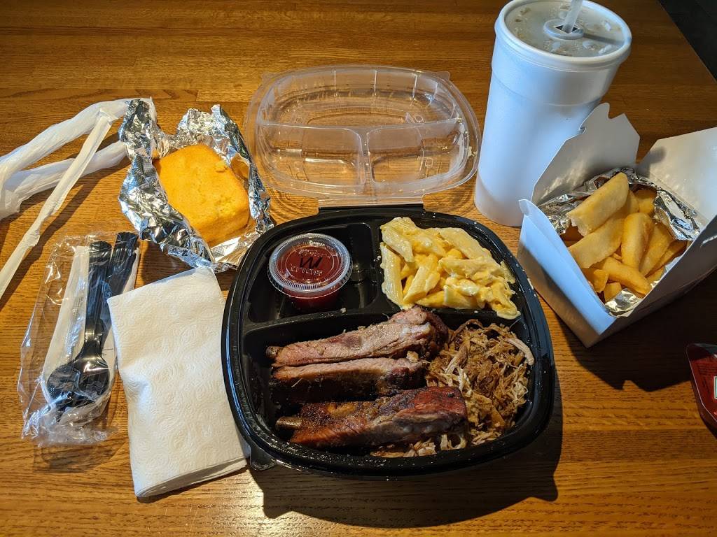 ShnookumsBBQ | restaurant | 1575 S Ft Harrison Ave, Clearwater, FL 33756, USA | 7277548786 OR +1 727-754-8786