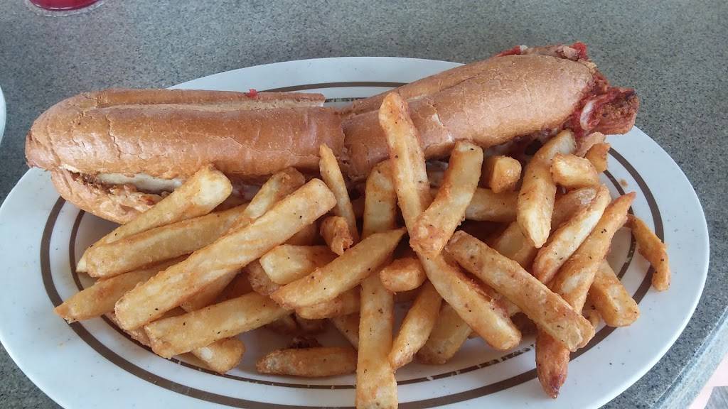 Floridinos Italian Kitchen | restaurant | 1919 8th St NW, Winter Haven, FL 33881, USA | 8632930077 OR +1 863-293-0077