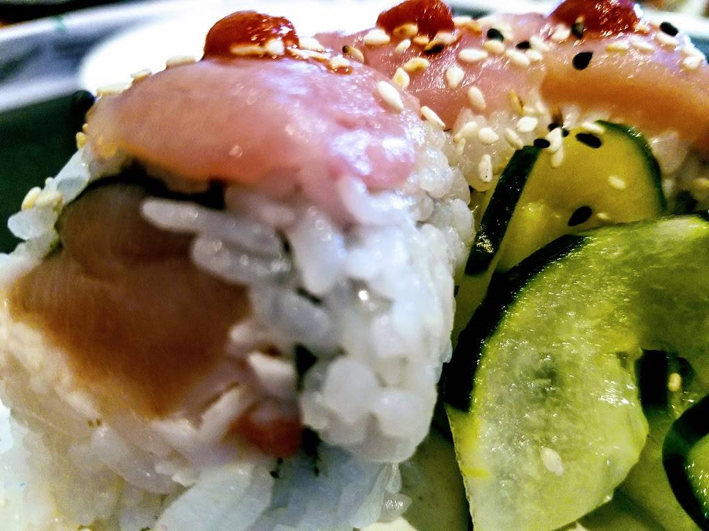 Oishi Sushi | restaurant | 8101 NE Parkway Dr # E2, Vancouver, WA 98662, USA | 3602532222 OR +1 360-253-2222