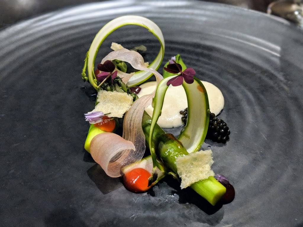 Acadia | restaurant | 1639 S Wabash Ave, Chicago, IL 60616, USA | 3123609500 OR +1 312-360-9500