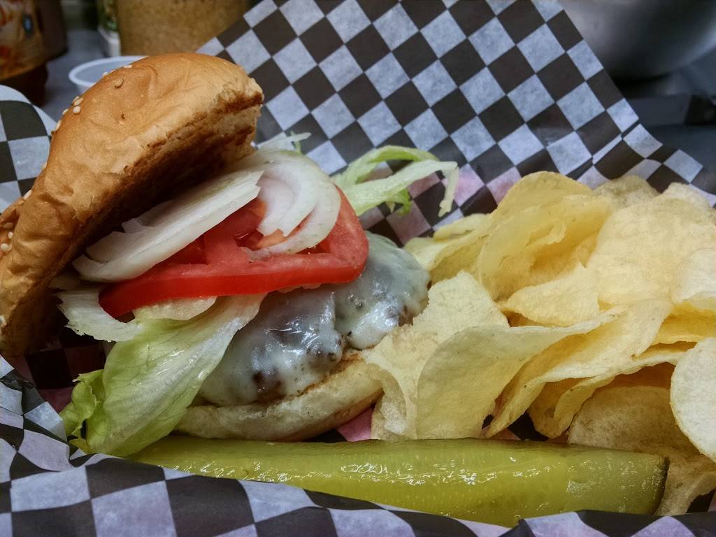 Plains Pub | restaurant | 37 E Carey St, Wilkes-Barre, PA 18705, USA | 5708295228 OR +1 570-829-5228