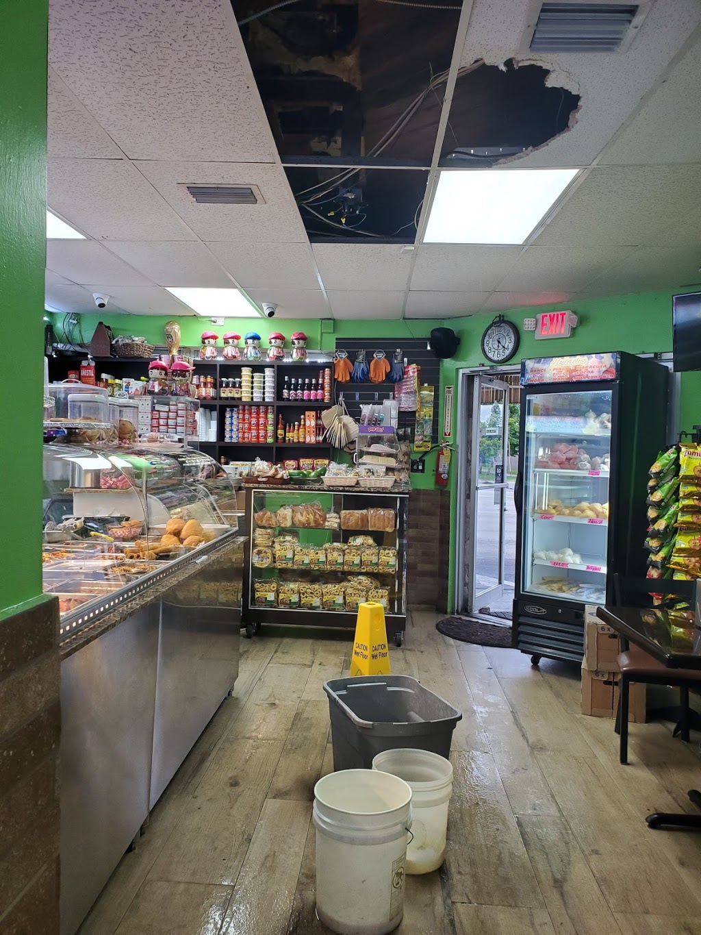 Fritanga La Leonesa | restaurant | 33125, Miami, FL 33125, USA | 7866368628 OR +1 786-636-8628