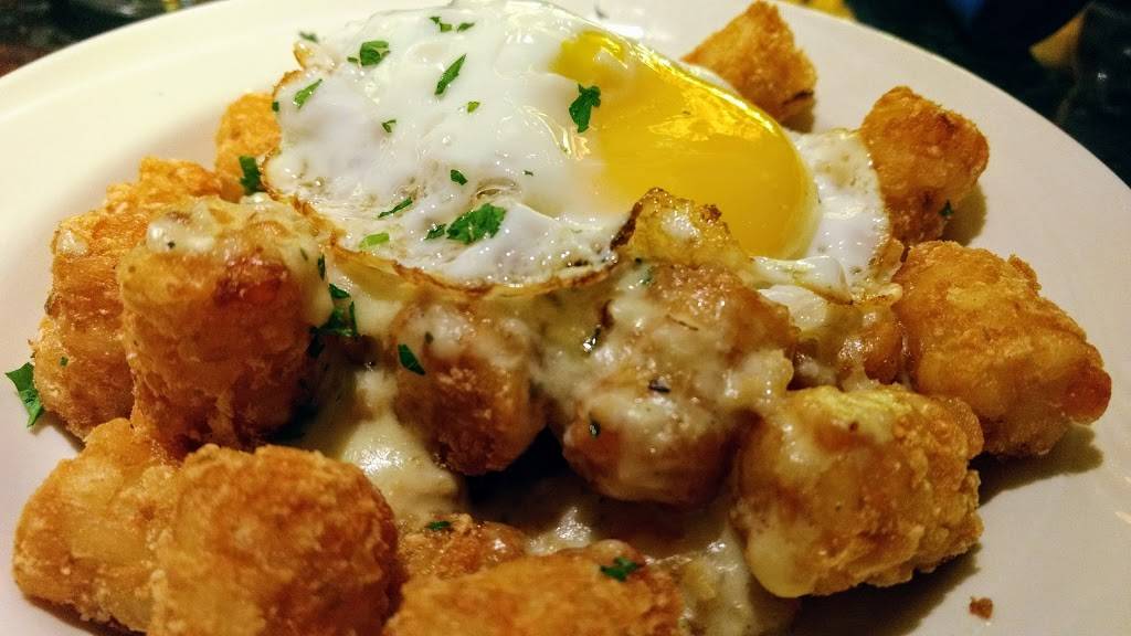 Regatta Bar & Grille | restaurant | 1113 6th Ave, Seattle, WA 98101, USA | 2064641980 OR +1 206-464-1980